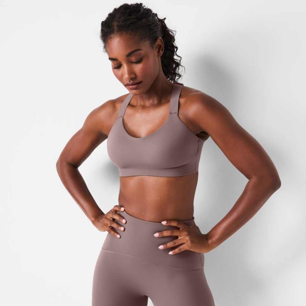 SPANX® FlexFeel Medium Impact Sports Bra